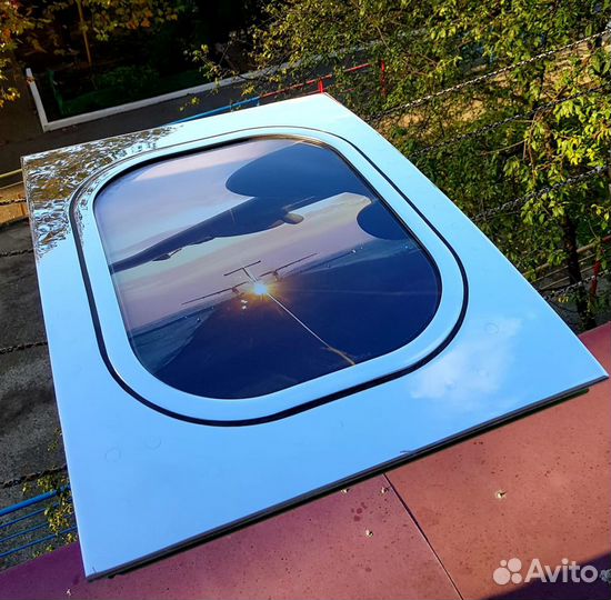 Боинг-737, 777, фрагмент фюзеляжа с иллюминатором