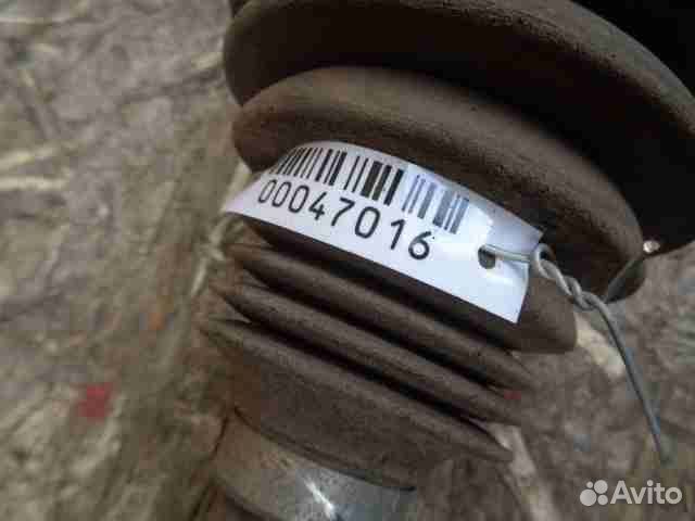 Полуось задняя левая Land Rover Discovery 3 LA