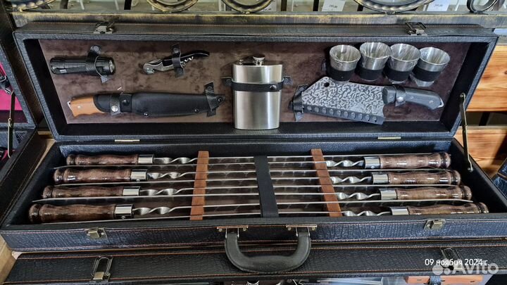 Подарочные наборы для шашлыка в кейсах