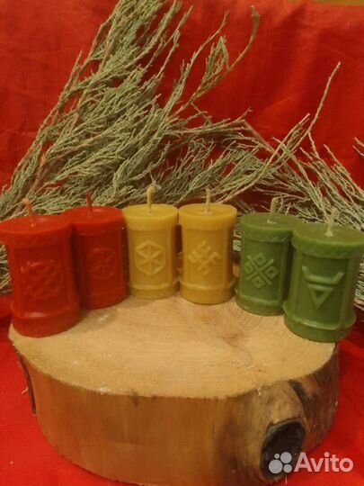 Свечи с чирами славянских богов