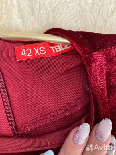 Платье XS новогоднее красное