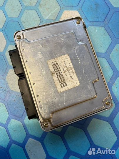 Блок управления двигателем 038906019CF