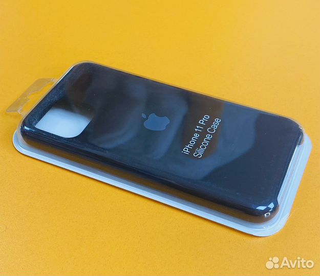 Чехол на iPhone 11 pro черный