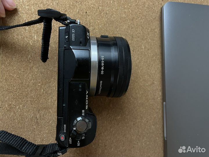 Sony alpha a5000