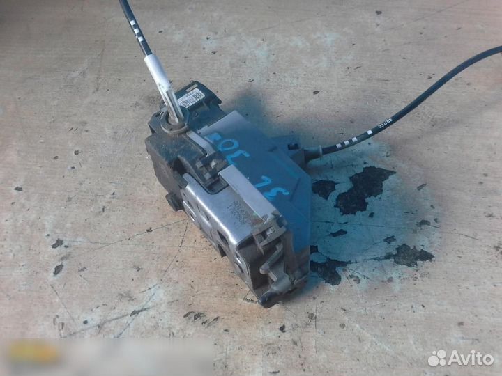 Замок двери задней левой Peugeot 308 I 2007-2015