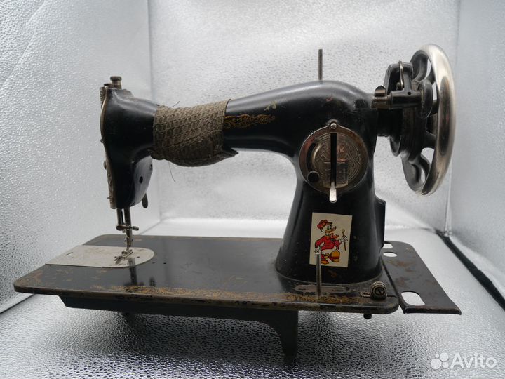 Швейная машинка подольская на запчасти