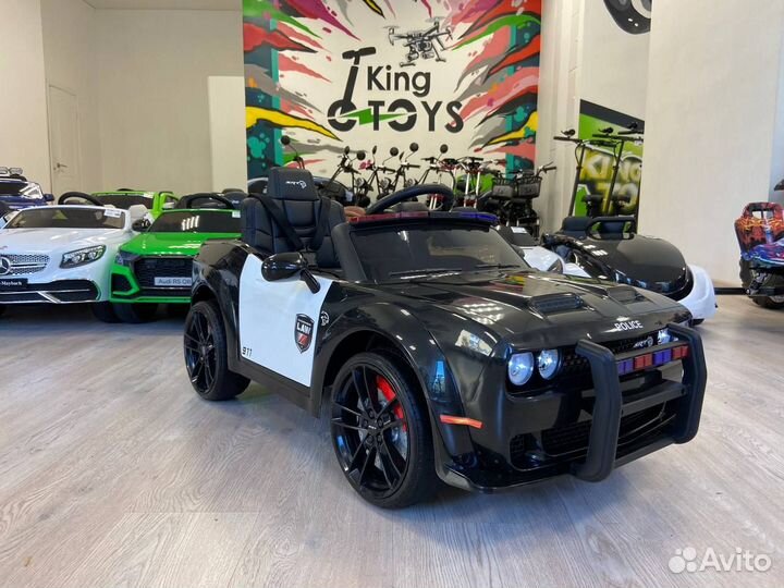 Электромобиль Dodge Challenger SRT Полиция