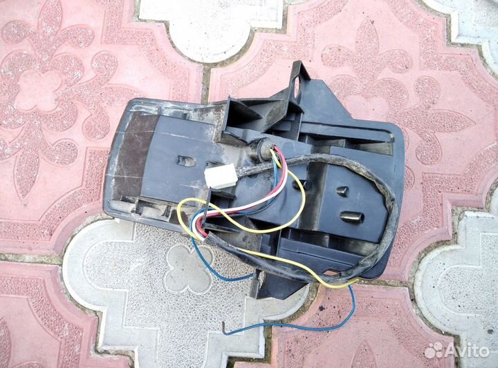 Задний фонарь стоп сигнала suzuki sv 650 sv 1000