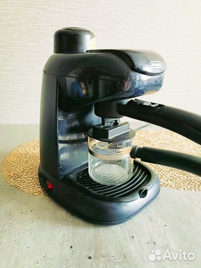 Кофеварка рожковая delonghi