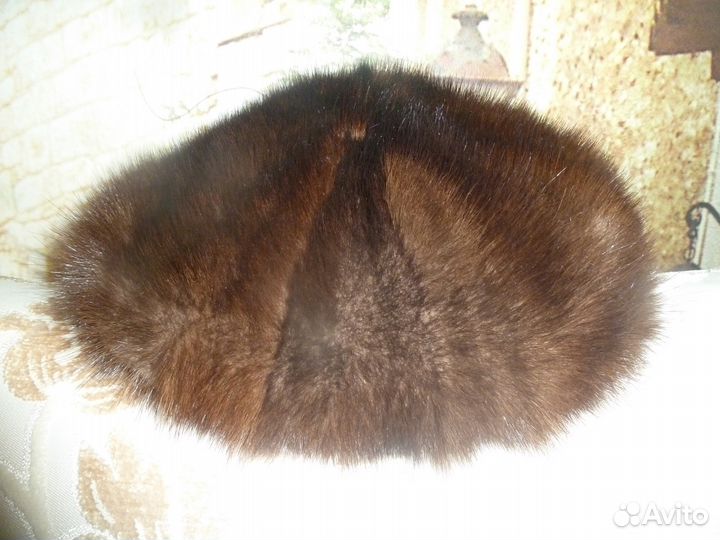 Шапка норковая цвет ореховый, берет кожа/норка