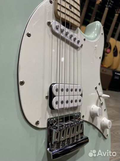 Sterling by Music Man Cutlass электрогитара