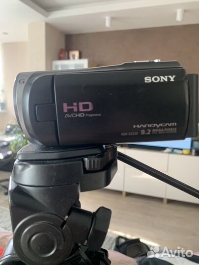 Видеокамера Sony HDR-CX330