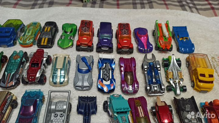 Машинки hot wheels