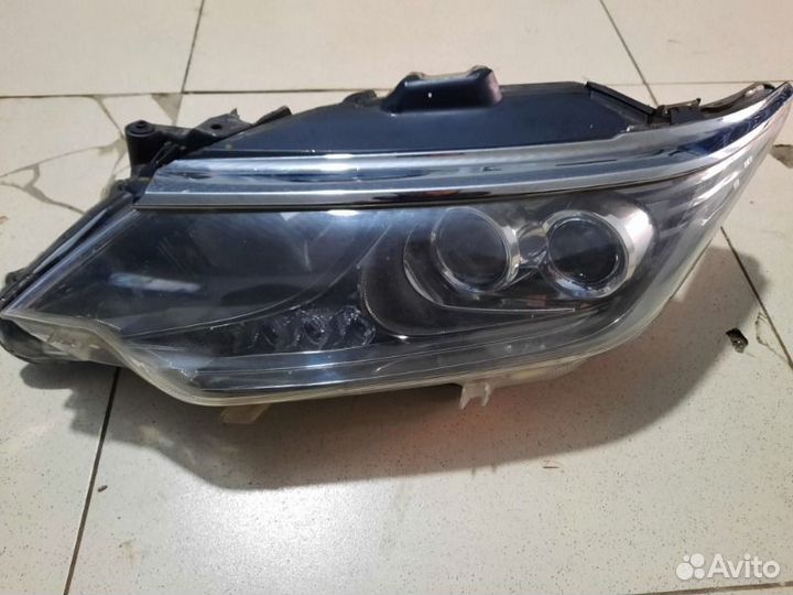 Фара двухлинзовая передняя левая Toyota Camry 55