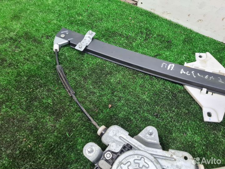 Стеклоподъемник передний правый Ssang Yong New