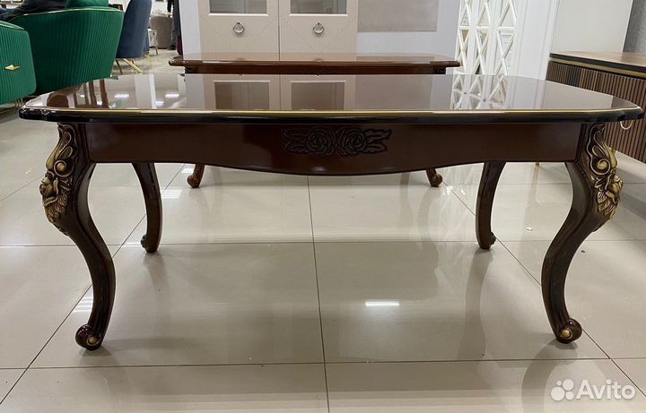 Журнальный стол