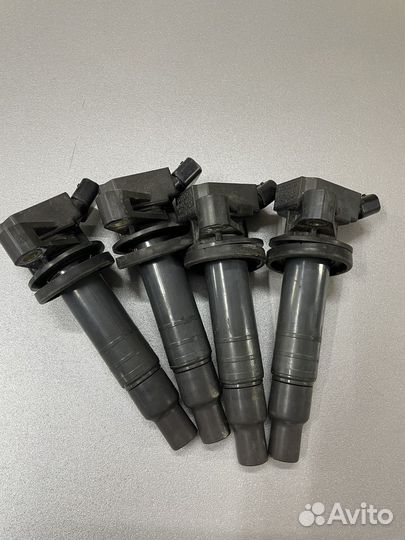 Катушки Toyota Avensis комплект оригинал