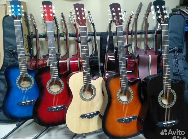 Гитара новая