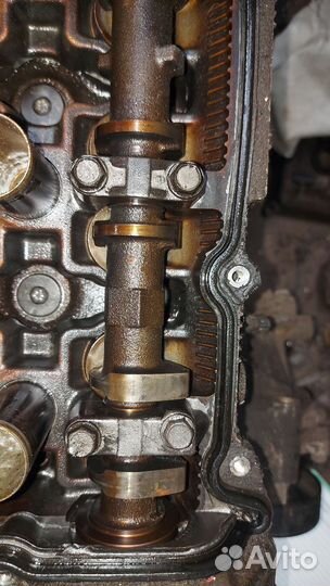 Головка блока цилиндров на двигатель QR20de