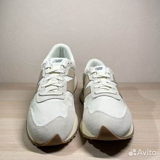 Оригинальные кроссовки new balance 237