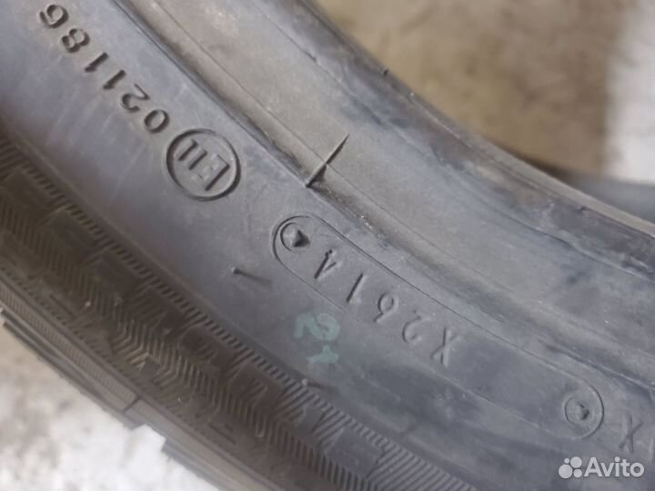 Dunlop Winter Maxx SJ8 265/45 R21 104R