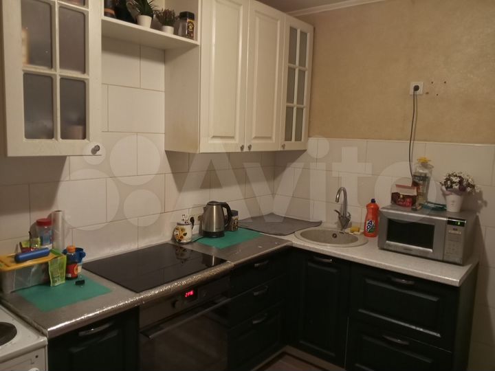 2-к. квартира, 53 м², 1/10 эт.