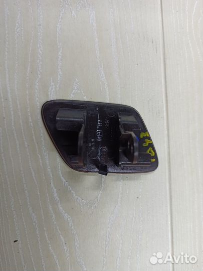 Крышка омывателя левая BMW X5 E70