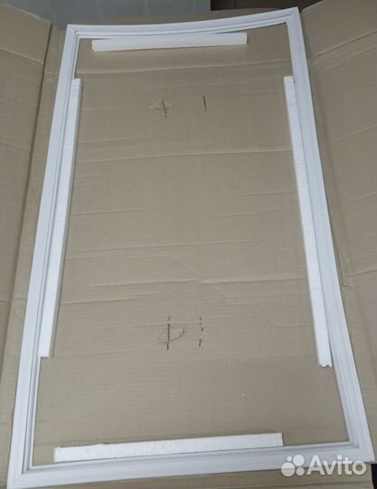 Уплотнители двери холодильника