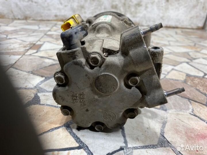 Компрессор кондиционера Citroen C4 хэтчбэк TU5JP4