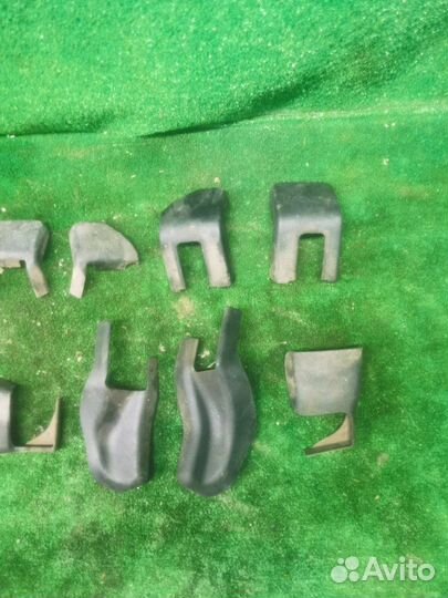 Заглушка крепления сиденья Mazda 6 седан 2.0 2006