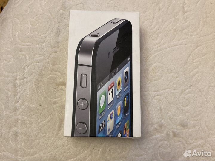 Коробки от iPhone, Lenovo, iPad