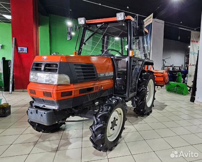 Мини-трактор Kubota GL260, 2021