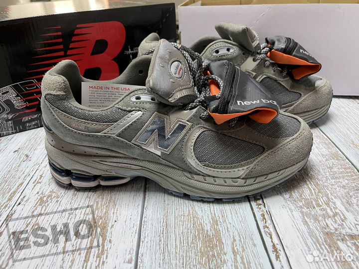 New Balance 2002R Grey Brown Pouch