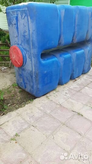 Бак пластиковый