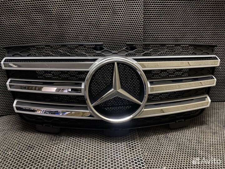 Решётка радиатора Mercedes GL 164 до рест