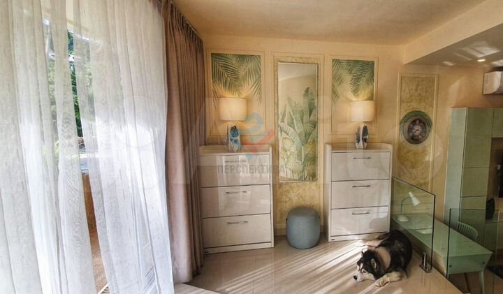 3-к. квартира, 102 м², 4/6 эт.