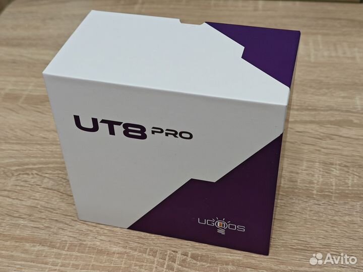 Ugoos UT8 PRO тв-бокс, тв приставка