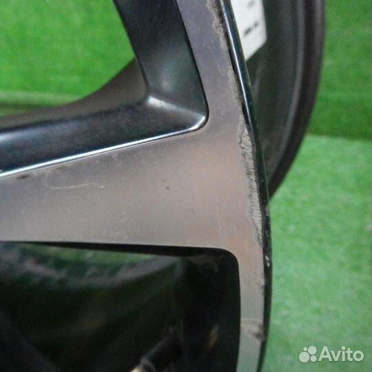 Диск литой Вольво хс60 2 (2017-2021)