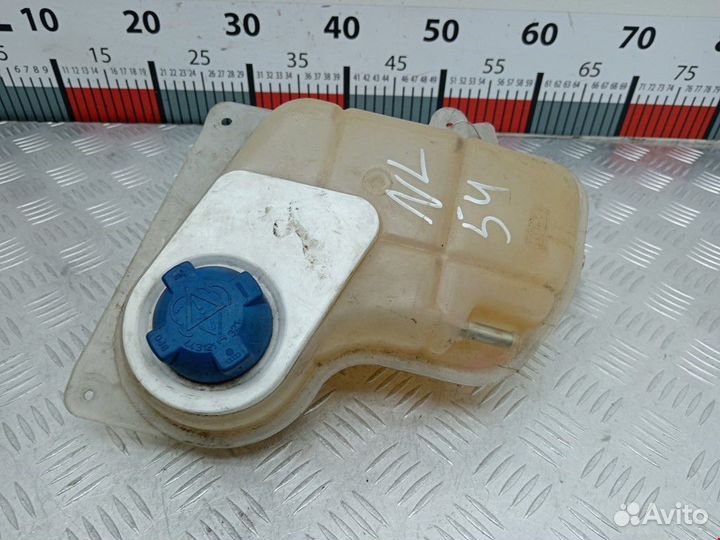 Бачок расширительный Audi A6 4A/C4 1995