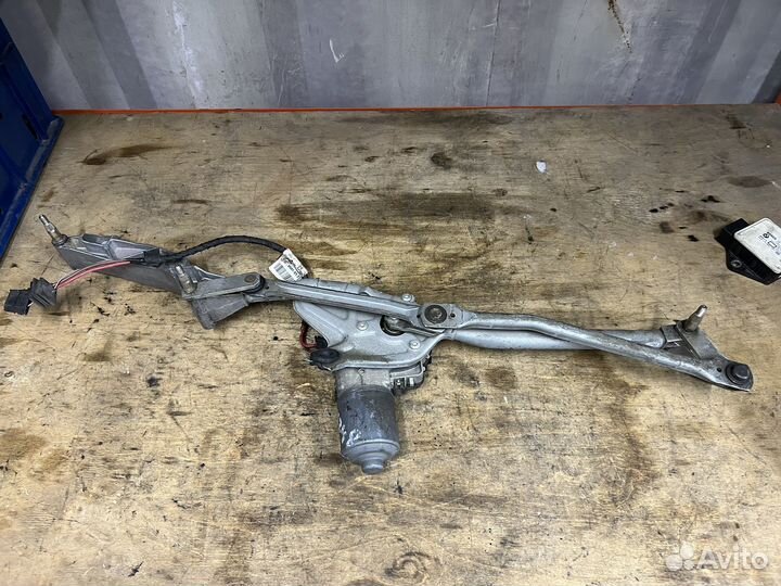 Трапеция стеклоочистителя Mercedes Benz W211