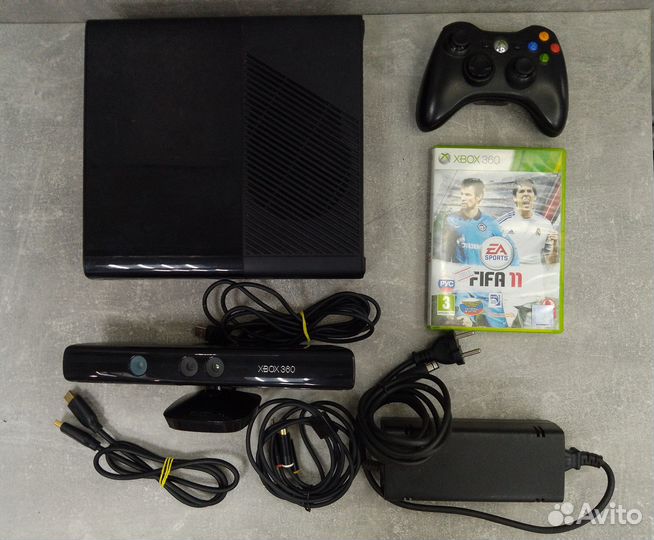 Игровая приставка Microsoft Xbox 360 E + Сенсор