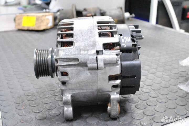 Генератор VW Transporter T6 2.0 TDi б/у 180А