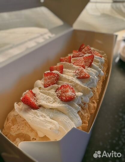 Меренговый рулет