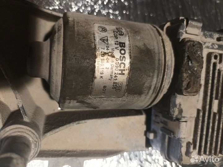 Моторчик дворников Volkswagen Touareg 2002/2006