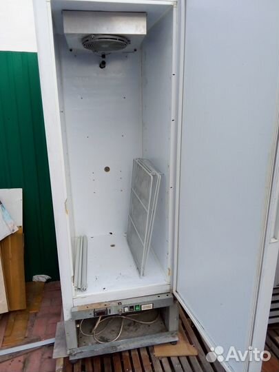 Холодильный шкаф среднетемп