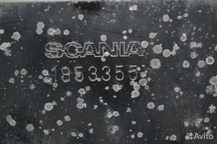 Кронштейн крепления фары, правой scania R-series