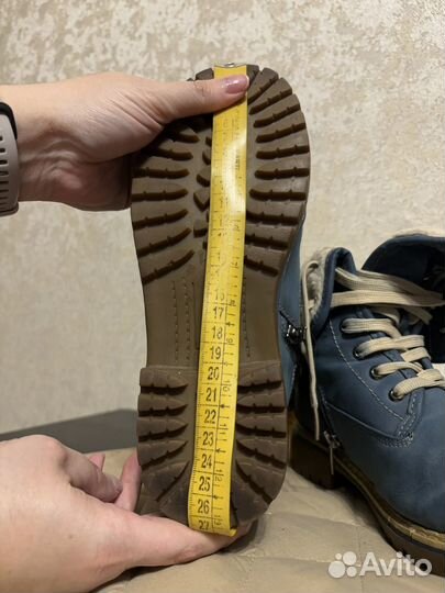 Ботинки зимние 38 размер синего цвета