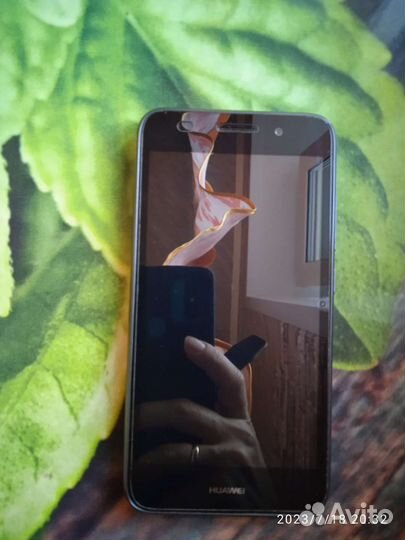 Мобильный телефон Huawei