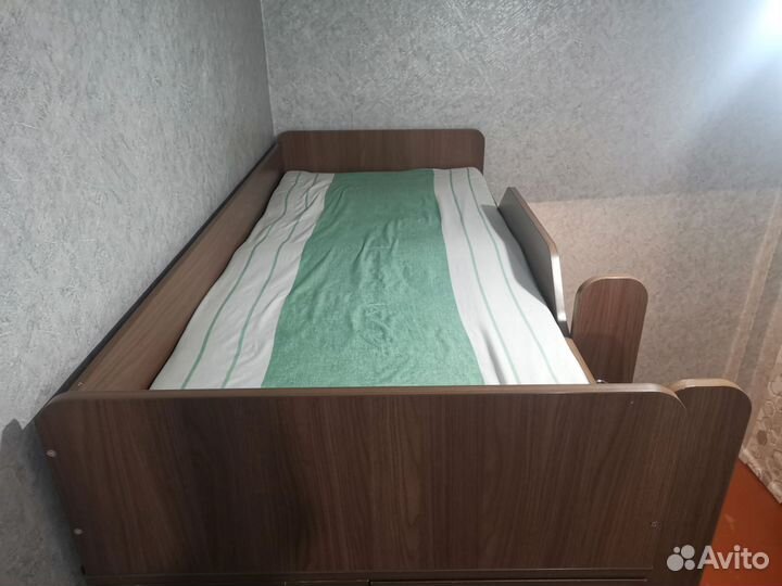 Кровать чердак