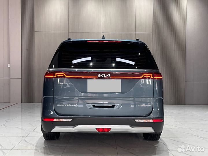 Kia Carnival 2.0 AT, 2021, 31 000 км